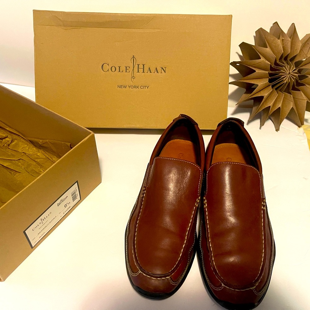 COLE HAAN Men’s Size 9.5W Slip On Loafer Shoe Brown